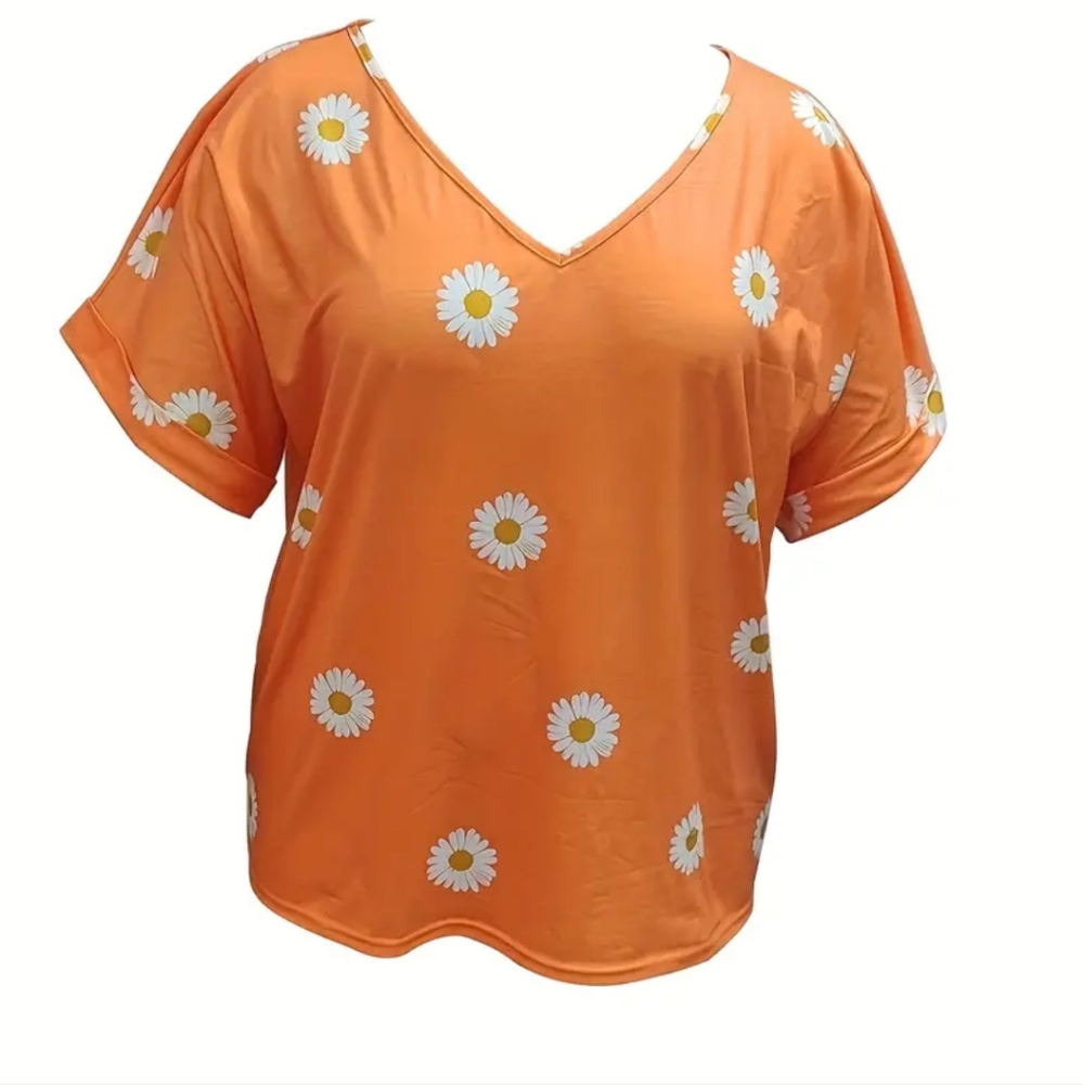 Women's floral print top with cuffed sleeves NWOT